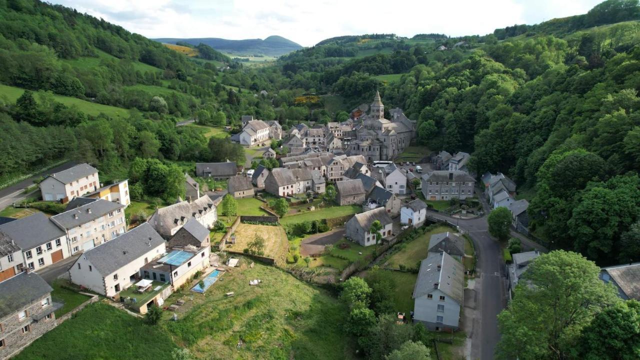 Tulipe, Appartement 5 Personnes, Entre Sancy Et Volcans D'Auvergne Orcival Ngoại thất bức ảnh