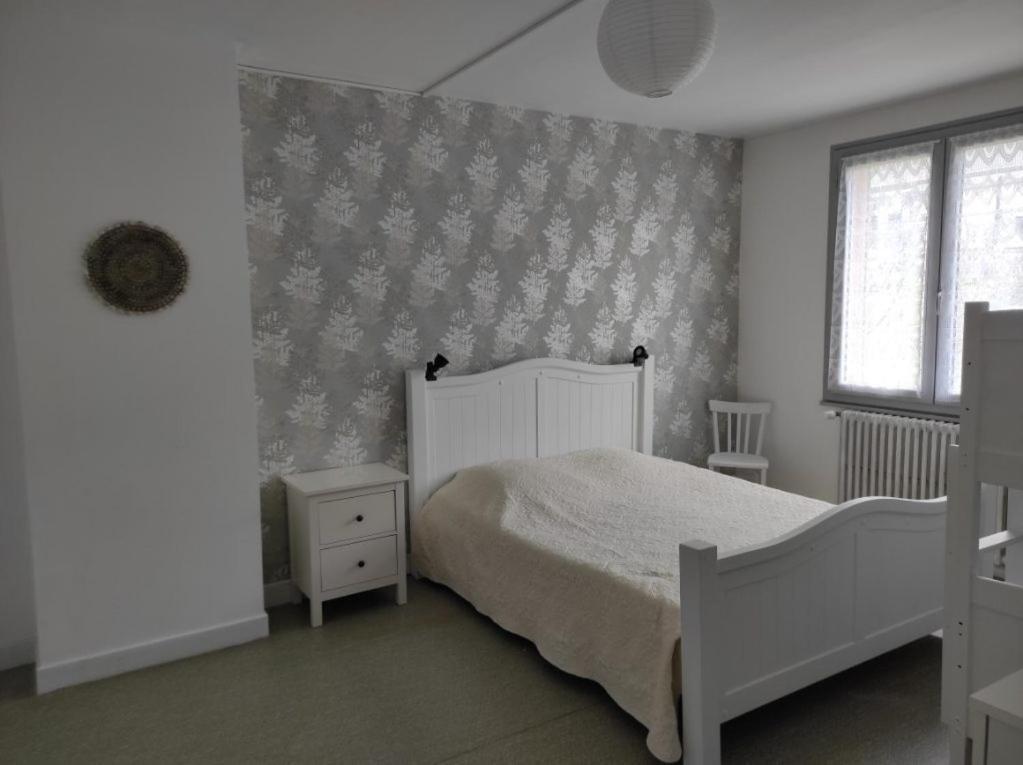 Tulipe, Appartement 5 Personnes, Entre Sancy Et Volcans D'Auvergne Orcival Ngoại thất bức ảnh