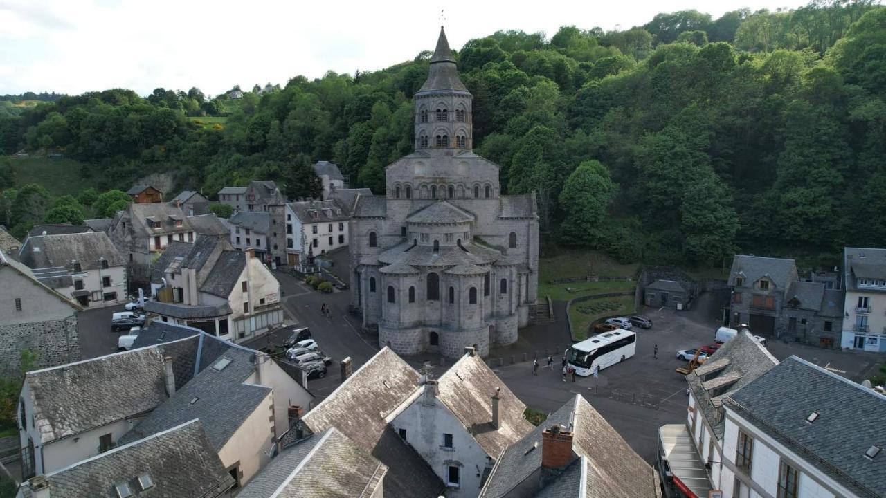 Tulipe, Appartement 5 Personnes, Entre Sancy Et Volcans D'Auvergne Orcival Ngoại thất bức ảnh